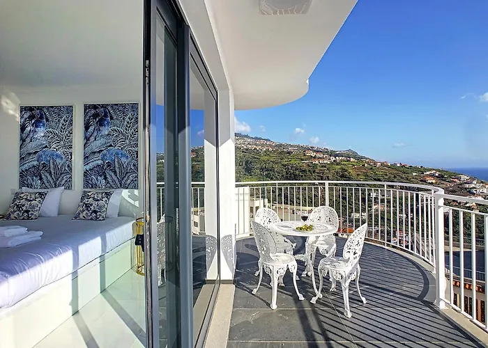 Casa Dos Amores By Lovelystay Calheta (Madeira)