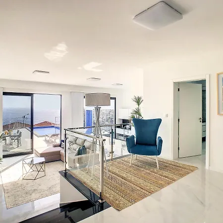 Casa Dos Amores By Lovelystay Calheta (Madeira)