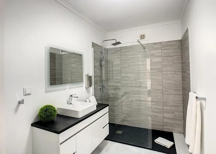 Casa Dos Amores By Lovelystay Calheta (Madeira)